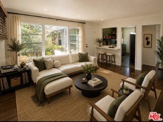 Foto del edificio - 2115 Ocean Park Blvd
