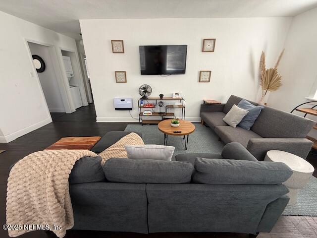 Foto del edificio - 2813 College St