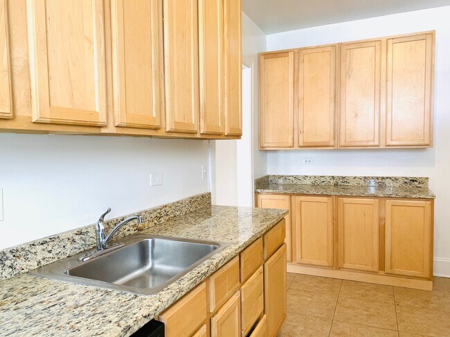 Foto del edificio - 2123 1/2 Ridge Ave