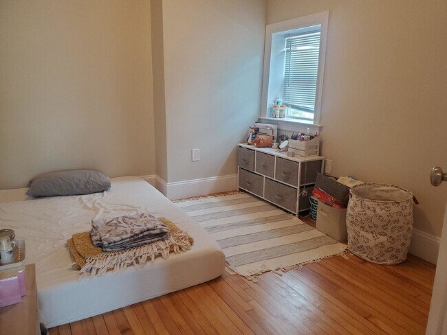Foto del edificio - PERFECT ONE BED IN ALLSTON!!!!!!
