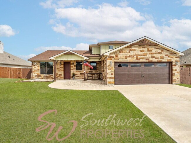 Foto del edificio - Stunning 5 bedroom, 3.5 bath in Elk Ridge Estates!
