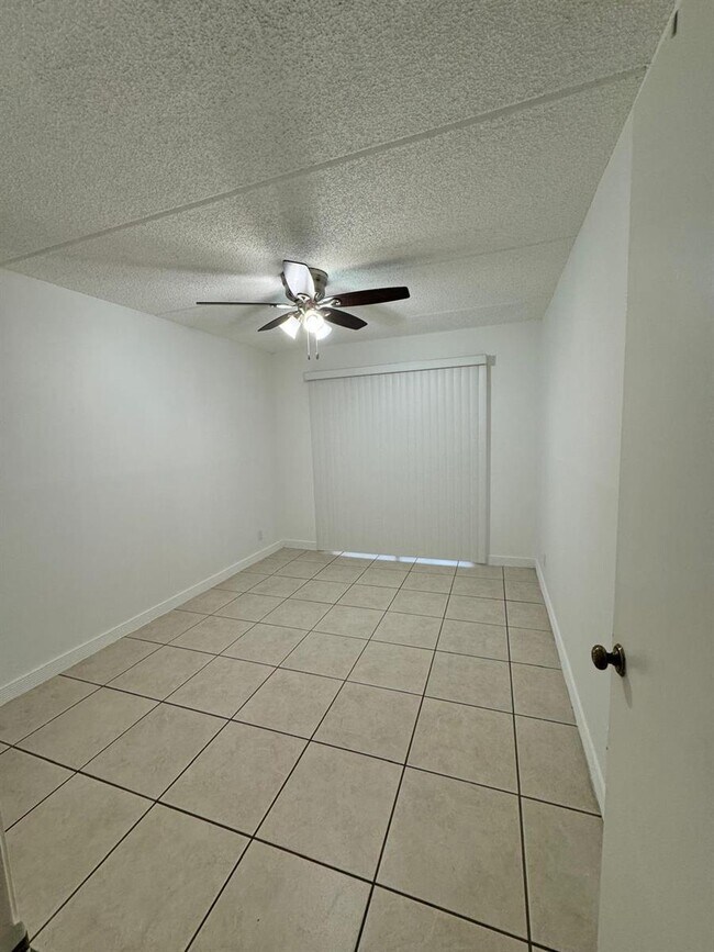 Building Photo - 2100 Springdale Blvd