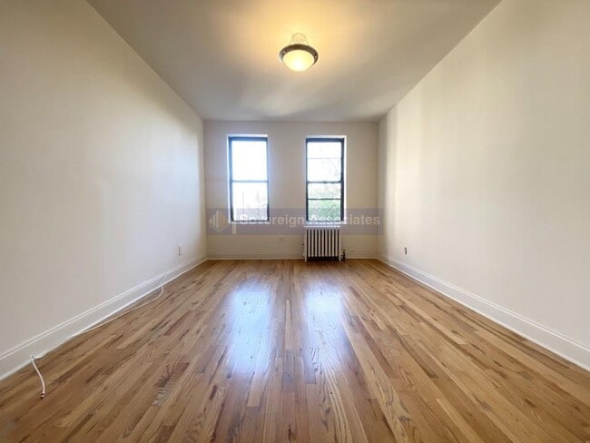 Building Photo - 282 Cabrini Boulevard