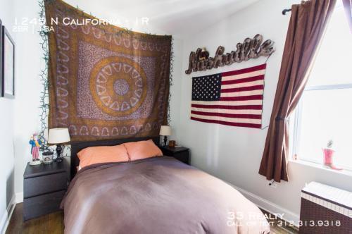 Foto del edificio - 1245 N California Ave
