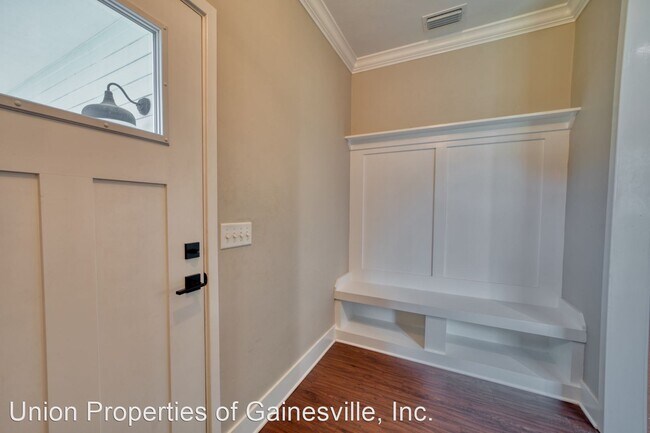 Foto del edificio - 3 br, 2 bath House - 19904 NW 248th Street