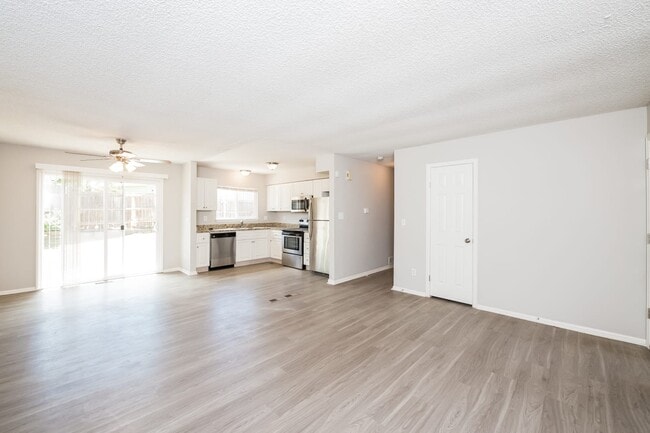 Building Photo - 4142 S Laredo Way