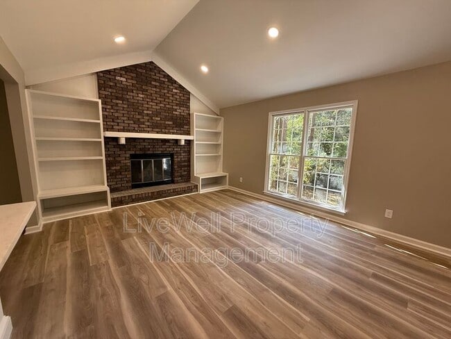 Building Photo - 2928 Clydebank Cir