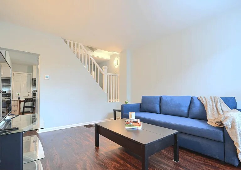Foto principal - 321 Fagley St