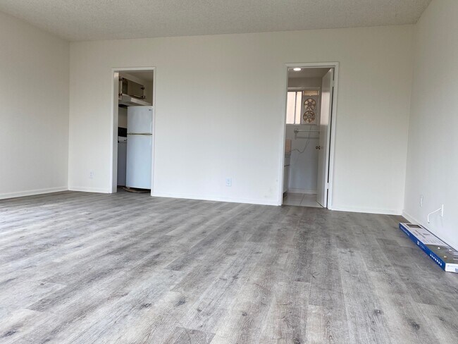 Building Photo - 280 Cajon St