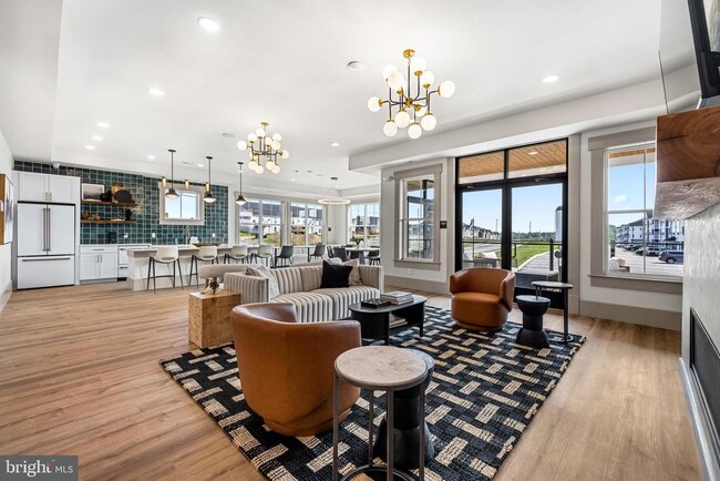 Foto del edificio - 1020 Admiral Ln