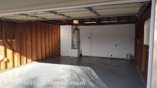Building Photo - 1307 Coffee Villa Dr