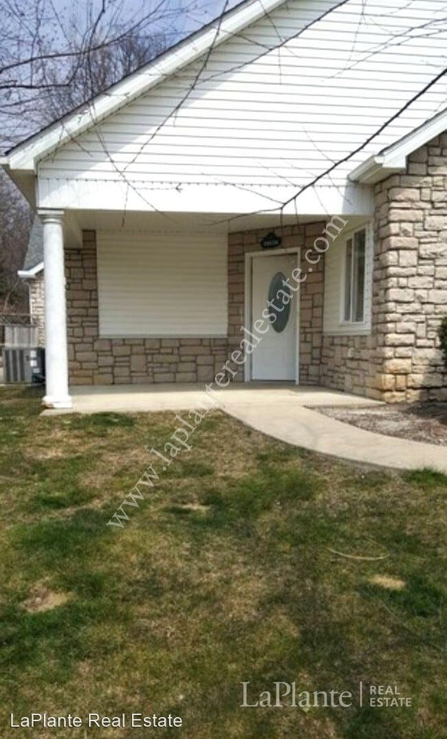 Building Photo - 2 br, 2 bath House - 10850 Fox Cove Drive