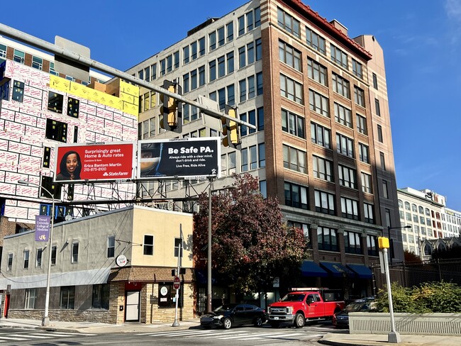 Foto del edificio - 1439 Vine St