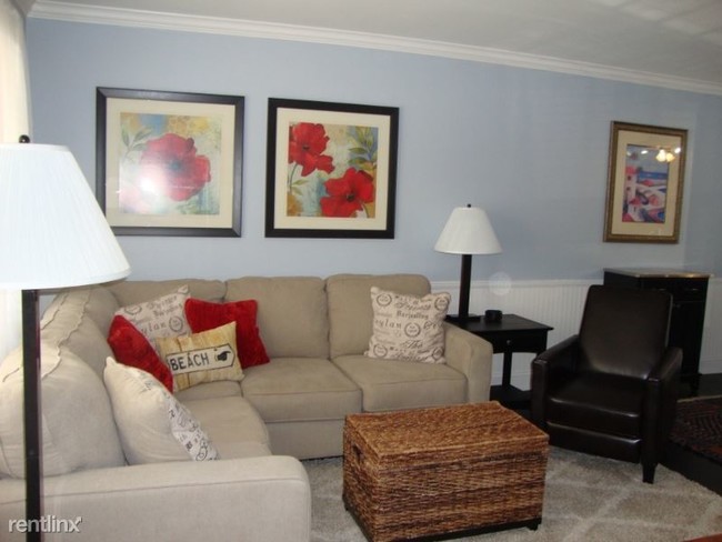 Foto del edificio - 2 br, 1.5 bath Condo - 6440 MADISON ST