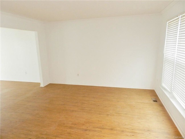 Building Photo - 44529 Fair Oaks Dr