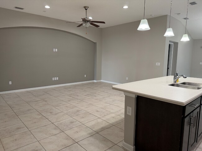 Building Photo - 94003 Woodbrier Cir