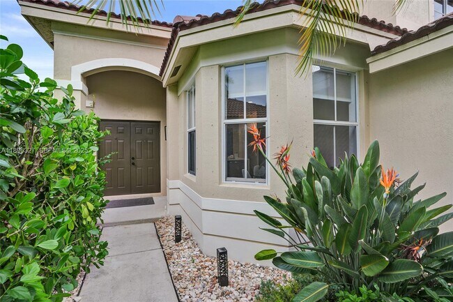 Foto del edificio - 1725 Winterberry Ln