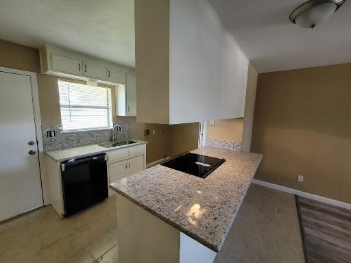 Building Photo - 253 Summit Dr