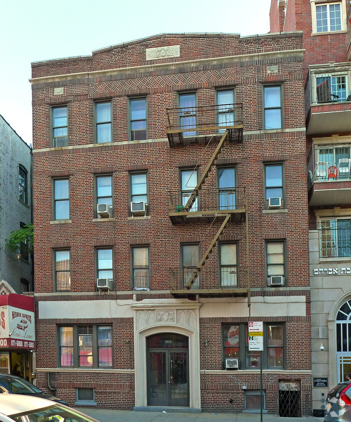 Building Photo - 1315 50th St