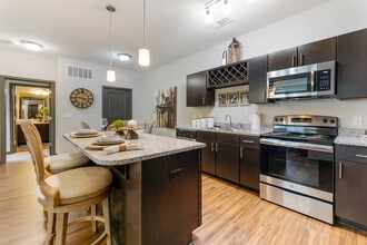 Building Photo - The Villas at Germantown Apartments