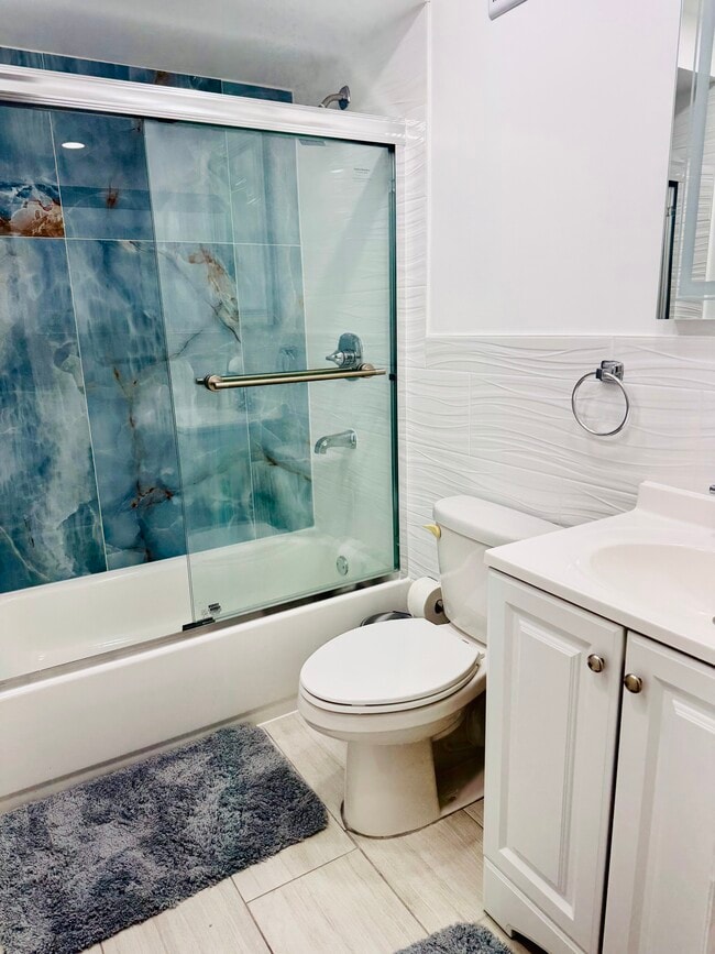 Foto del edificio - 725 Miller Ave