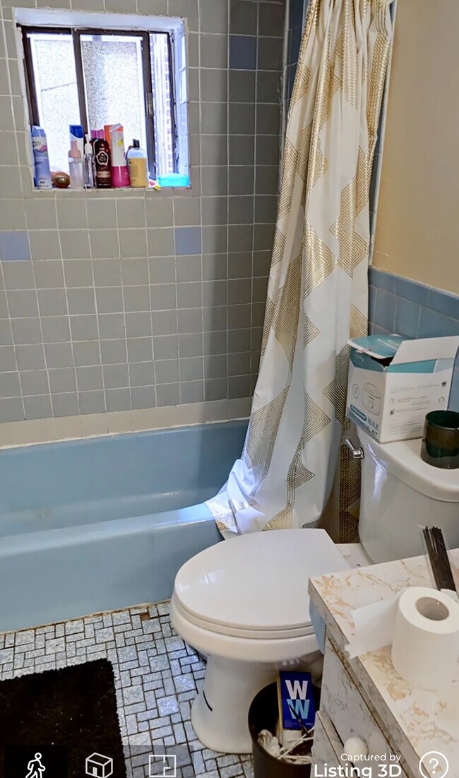 Foto del edificio - 124 Glenville Ave