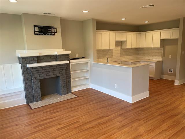 Building Photo - 613 N Marsalis Ave