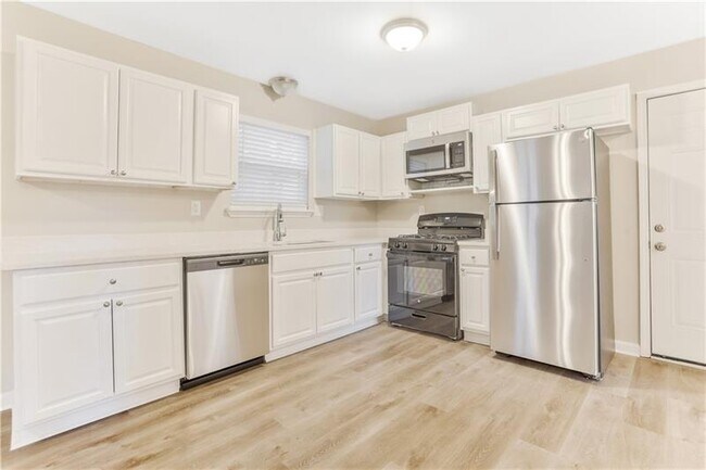 Building Photo - 1103 Redan Trail Ct