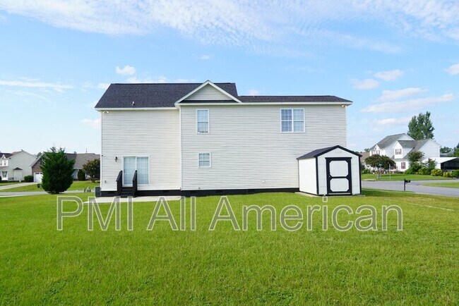 Building Photo - 115 Scotland Dr