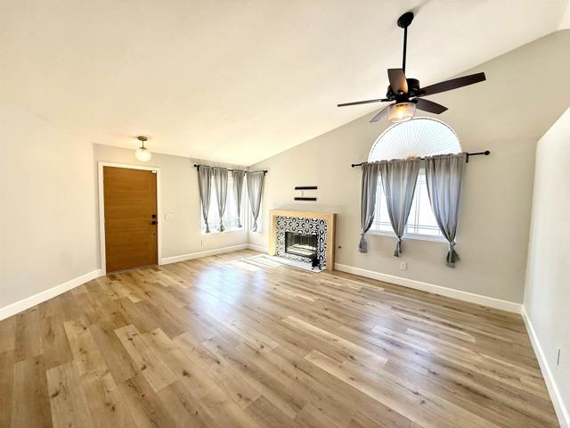 Foto del edificio - 24399 Oakridge Cir