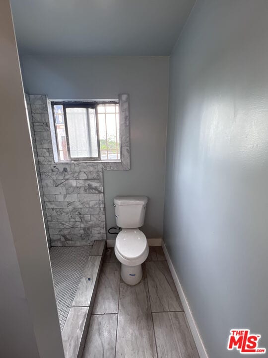 Foto del edificio - 11916 Long Beach Blvd