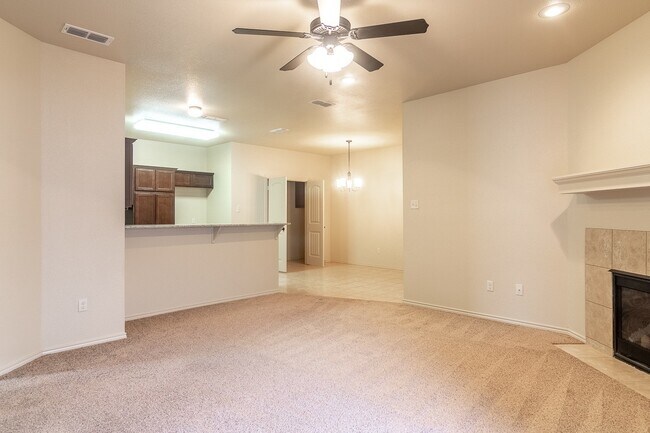 Foto del edificio - 3 bed 2 bath - Cooper ISD