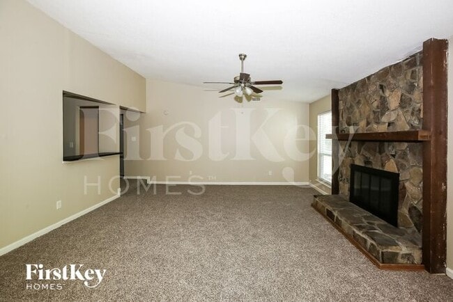 Building Photo - 11038 Vista Haven Dr