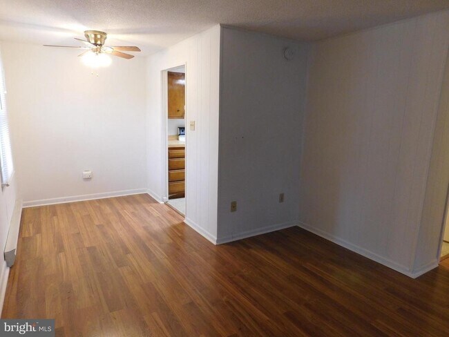 Foto del edificio - 809 Logan St