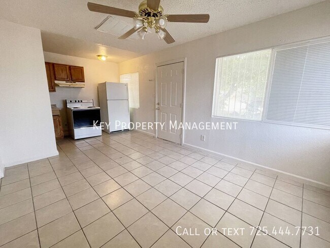 Foto del edificio - ONE BEDROOM ONE BATH UNIT NEAR DOWNTOWN