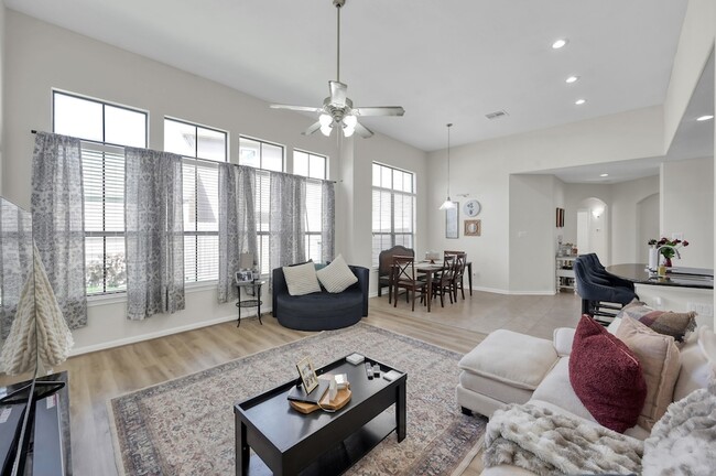 Building Photo - 29705 Meridian Hill Dr