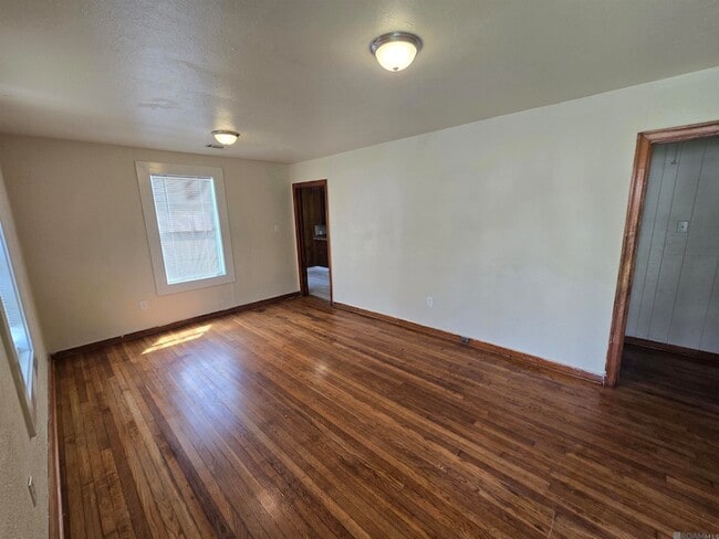 Building Photo - 4374 Monroe Ave