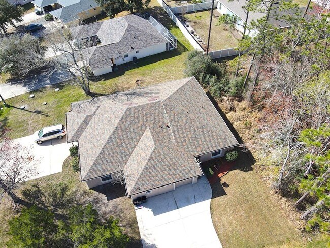 Foto del edificio - 4 Eton Ln