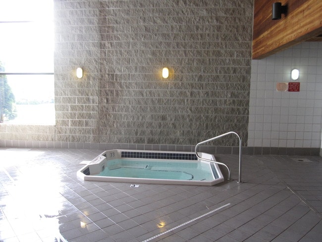 Building Photo - Dakota Park Apartments