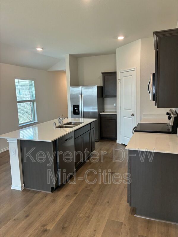 Foto del edificio - 4624 Verdin St