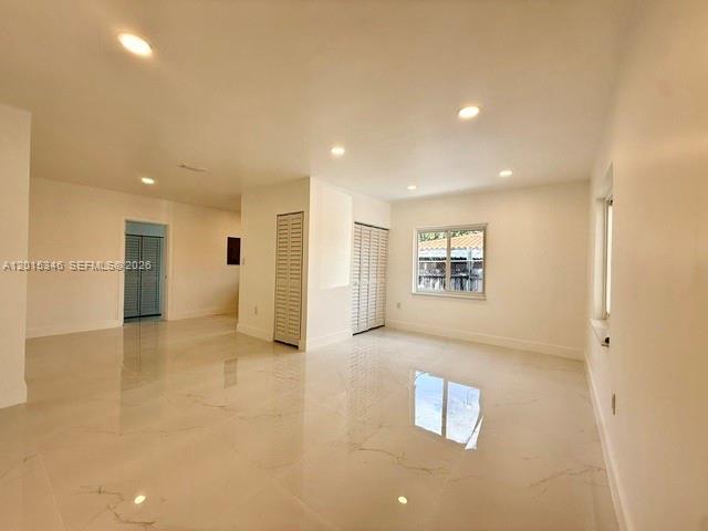 Foto del edificio - 228 NW 32nd Ave