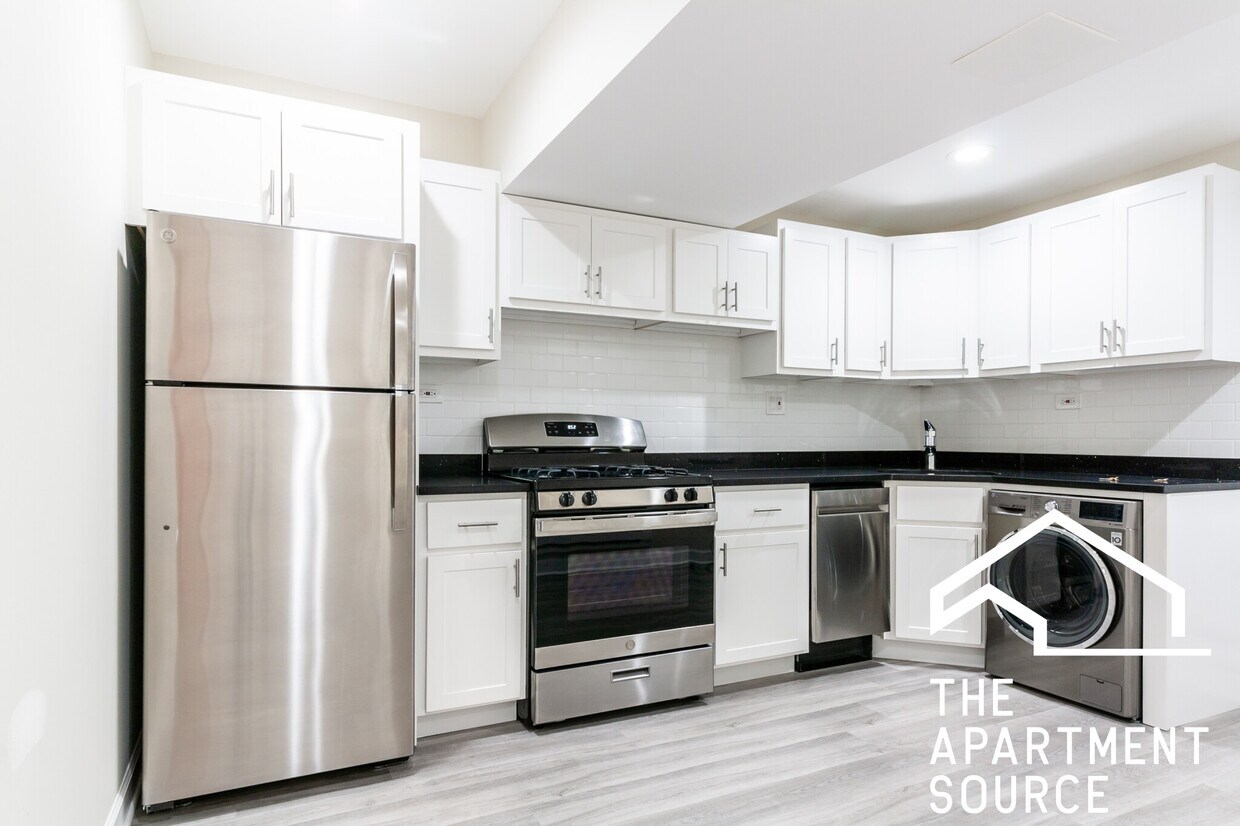 Foto principal - 726 W Roscoe St