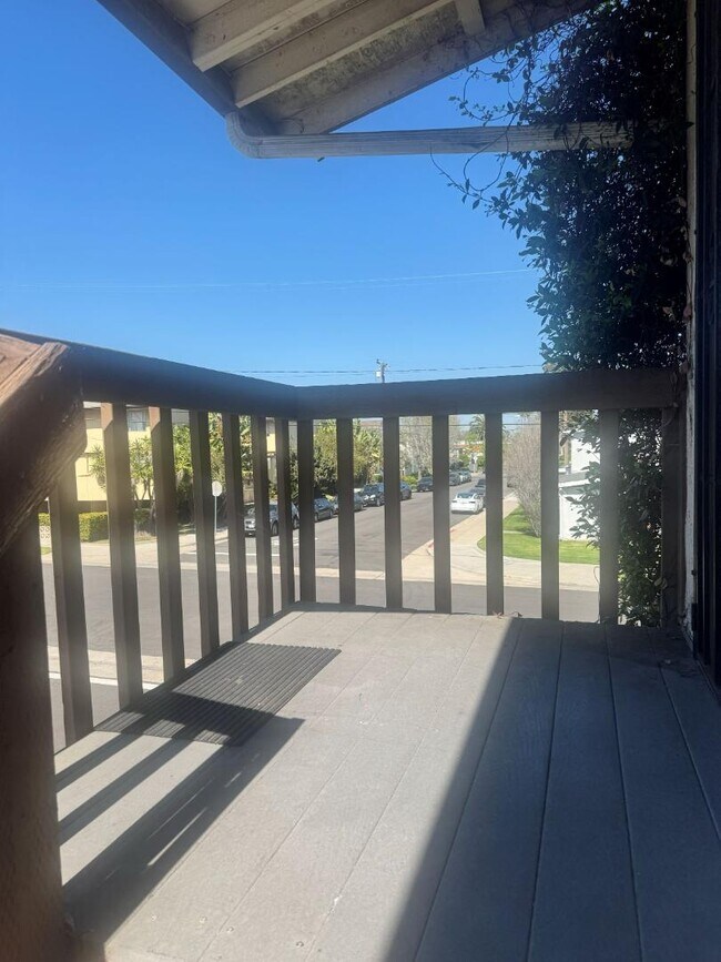 Foto del edificio - 251 16th Pl