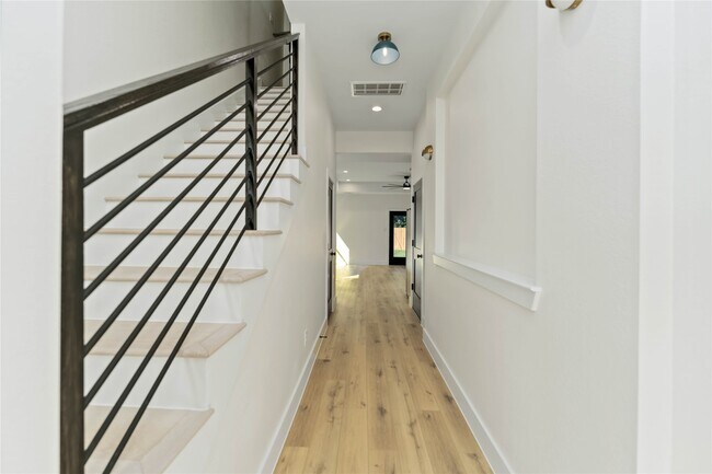 Foto del edificio - 4605 Siegel St