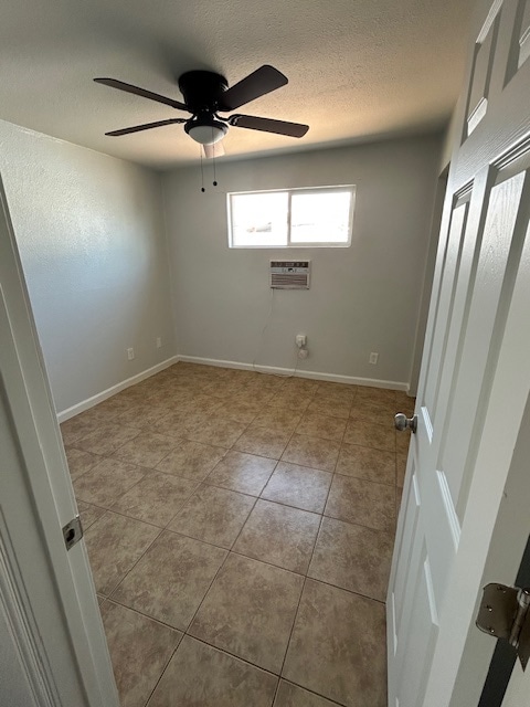 Building Photo - 417 N 32nd Pl