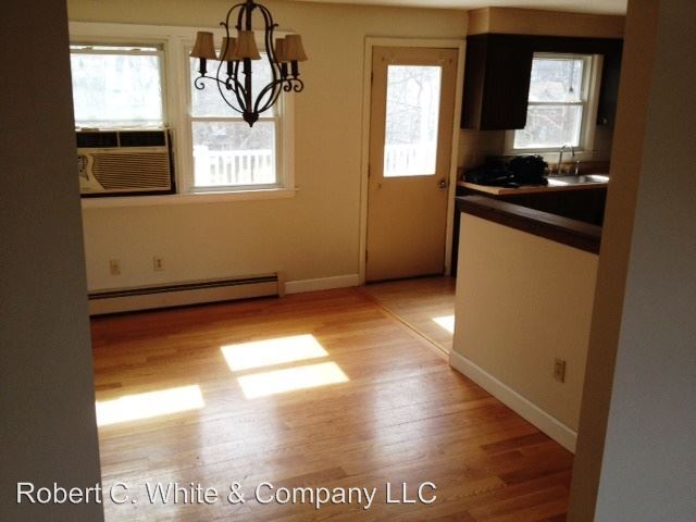 Foto del edificio - 3 br, 1 bath House - 67 Sage Hill Rd