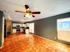 Building Photo - 6612 Piedra Quemada Rd NW
