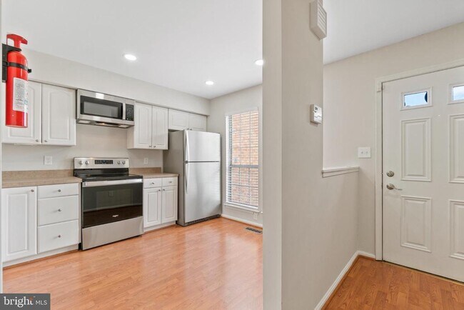 Foto del edificio - 1004 Dartmouth Glen Way