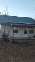 Building Photo - 425 SW 3rd St