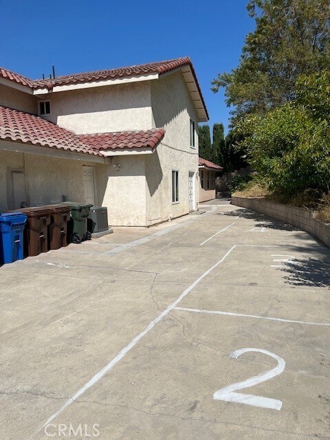 Foto del edificio - 702 Mustang Cir